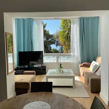 Neuf, 2 Chambres, Climatise, Route Des Sanguinaires * Ajaccio (Corsica)